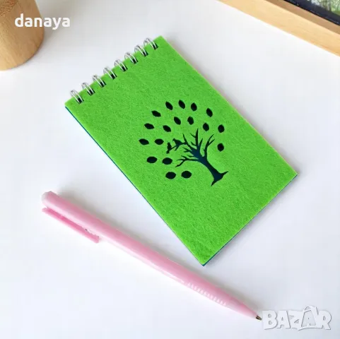 5896 Тефтерче с химикалка и филцова корица, снимка 2 - Ученически пособия, канцеларски материали - 50150502