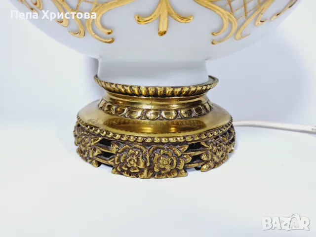 Голяма настолна лампа, ръчно рисувана с метална основа , снимка 3 - Настолни лампи - 49694672