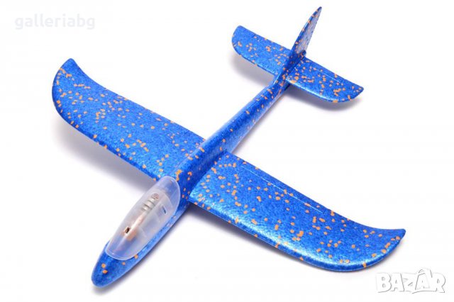 Светещ стиропорен  самолет