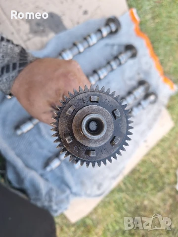 разпределителни валове за vw,audi,skoda 2.0 tdi, снимка 3 - Части - 50503660