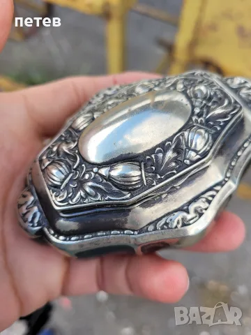 кутия за бижута. посребрена кутия