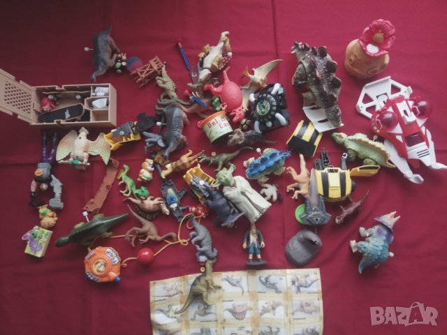 Продавам детски играчки  -динозаври и др