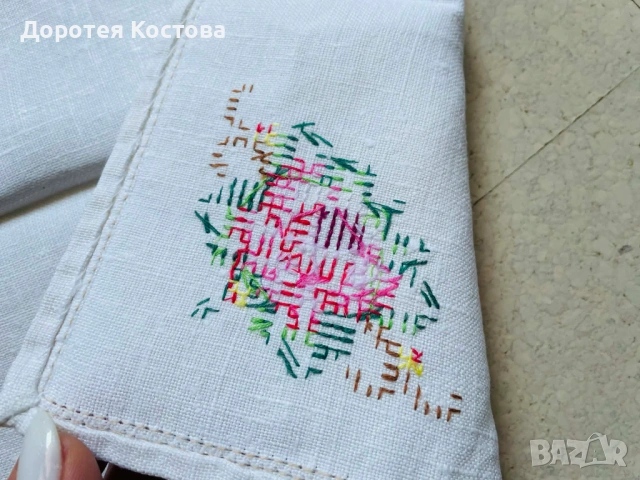 Красиви ръчно бродирани салфетки с рози от Англия, 5 бр, , снимка 7 - Антикварни и старинни предмети - 54211030