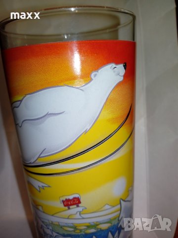 Чаша Coca Cola  (C) 2001 Бяла мечка на ски , снимка 1 - Колекции - 40830281