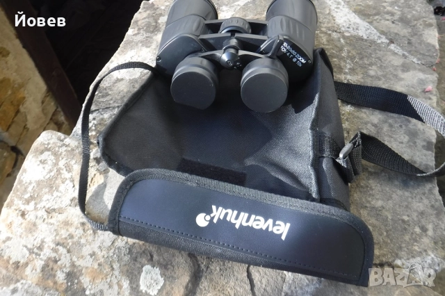 Бинокъл Levenhuk Atom 10–30x50, снимка 3 - Спортна екипировка - 52183914