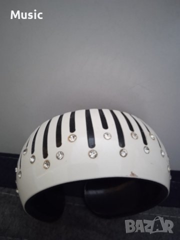 Дамска гривна цвят Зебра 