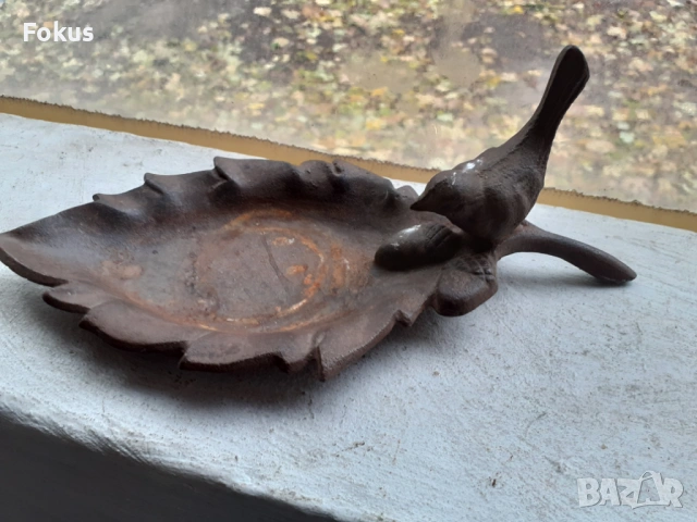 Старо малко чугунено плато с пиленце, снимка 3 - Антикварни и старинни предмети - 53358040