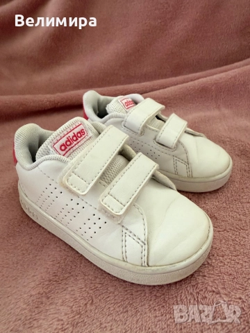 Детски маратонки Адидас, 21 номер, снимка 2 - Детски маратонки - 52080974