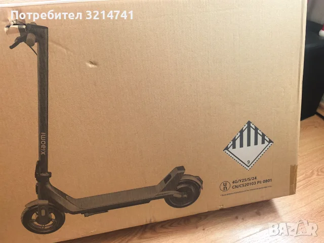 Продавам тротинетка хиоми в гаранция на 200 км почти нова , снимка 3 - Скутери и тротинетки - 56213265