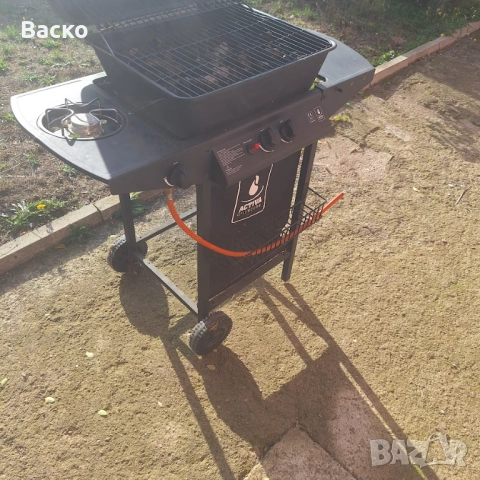 Голямо газово барбекю, снимка 3 - Барбекюта - 52390852