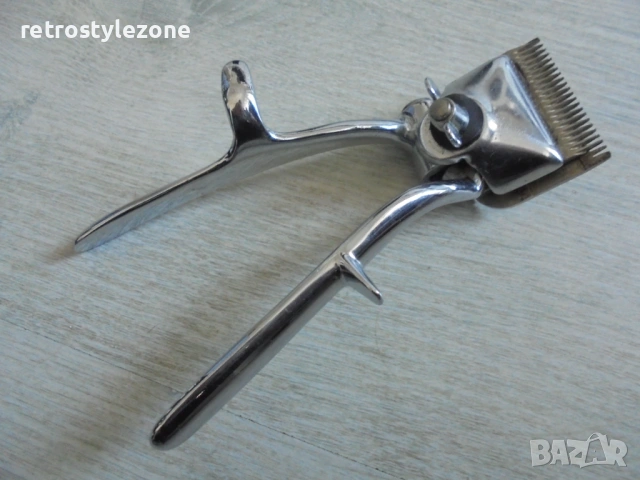 № 8554 Стара  ръчна машинка за подстригване 