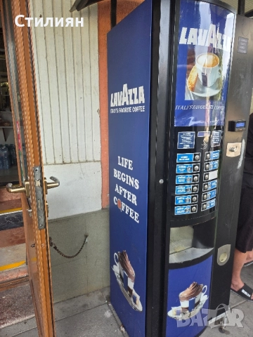 Вендинг автомат зануси венеция , снимка 1