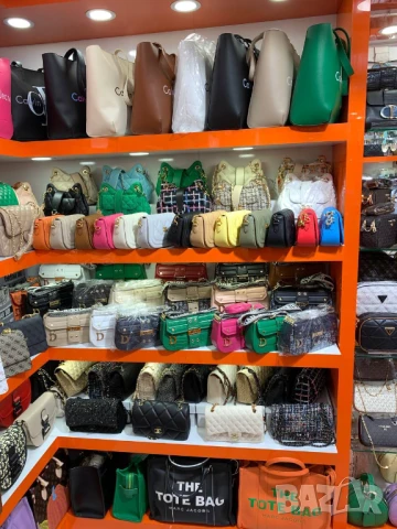 чанти guess jaquemuss chanel louis vuitton versace, снимка 2 - Чанти - 51427558