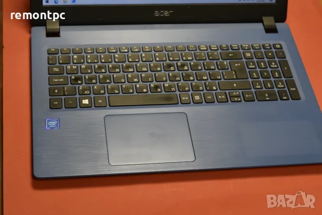 15.6 инчов лаптоп Acer с батерия и зарядно 4 GB памет , снимка 2 - Лаптопи за работа - 56224074