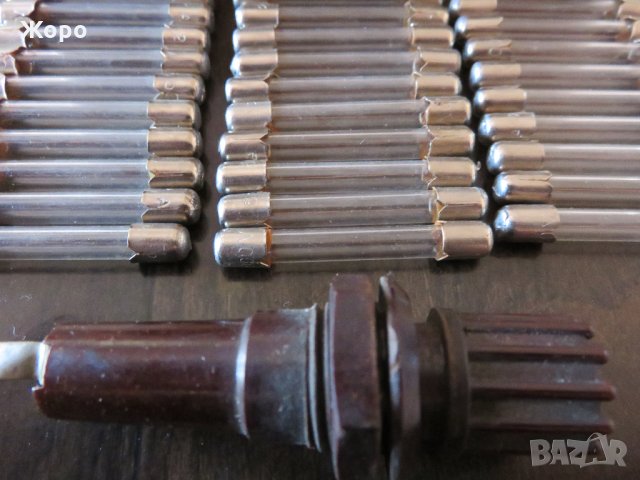 Щекери (бакелит), снимка 3 - Други - 30870814