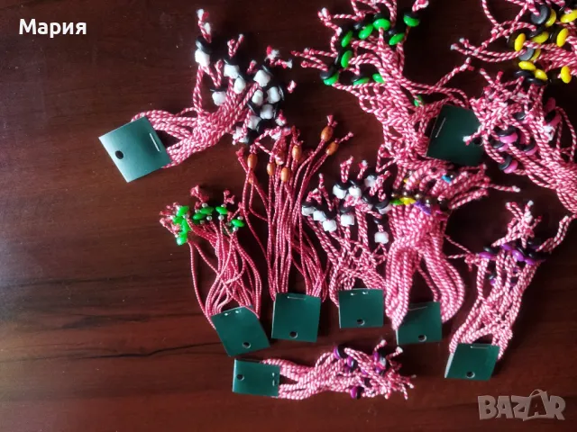 Мартеници 10 бр във връзка различни модели , снимка 2 - Гривни - 49088295