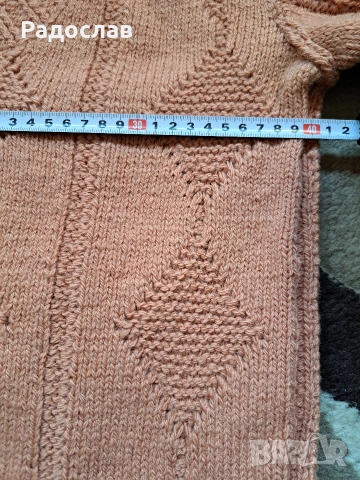 Нов ръчно плетен вълнен пуловер, снимка 4 - Пуловери - 53157768