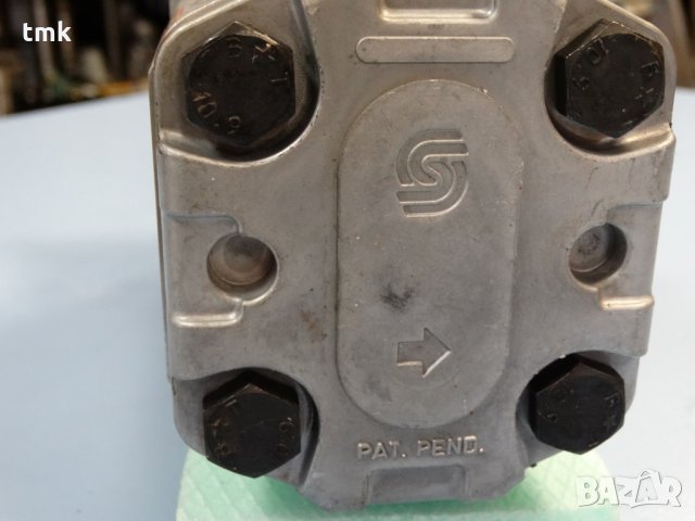 Хидравлична помпа сдвоена SAUER SUNDSTRAND, снимка 7 - Резервни части за машини - 29229582