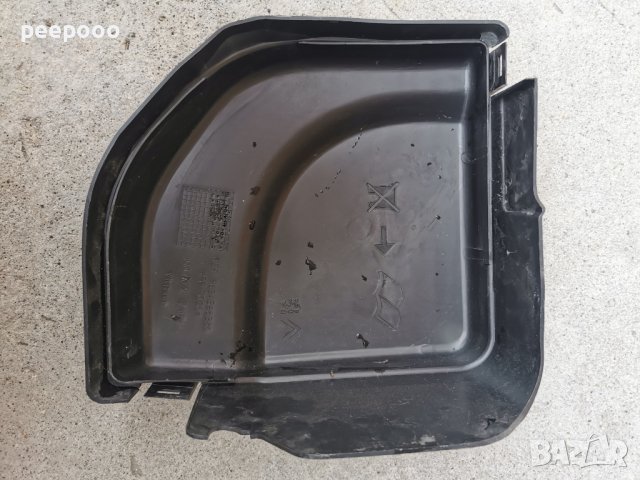 Интериорна пластмаса над компютъра за Пежо 307 , снимка 2 - Части - 37013727