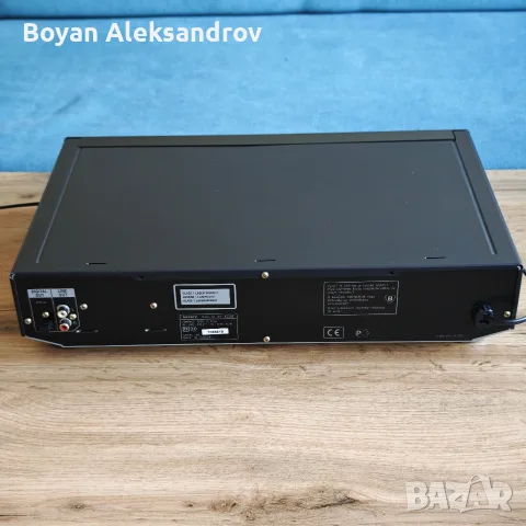 Sony CDP-XE220 с Оригинално Дистанционно Управление, снимка 5 - Декове - 56139875