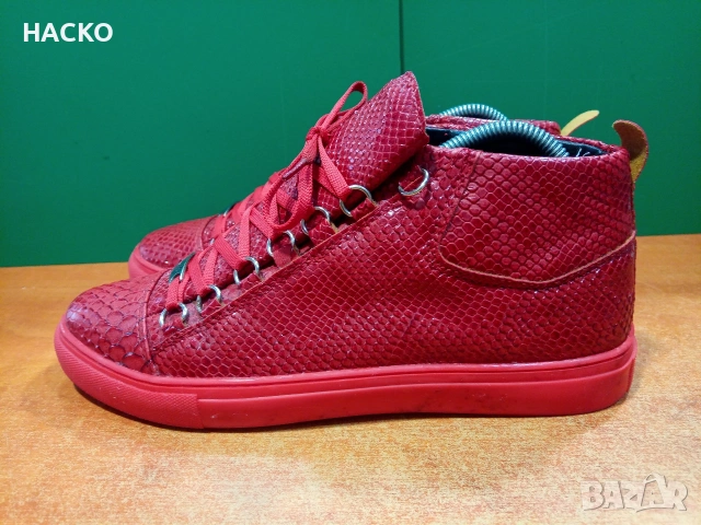 ЧЕРВЕНИ КЕЦКИ Номер 41 Стелка 26.5 см. Внос от Англия