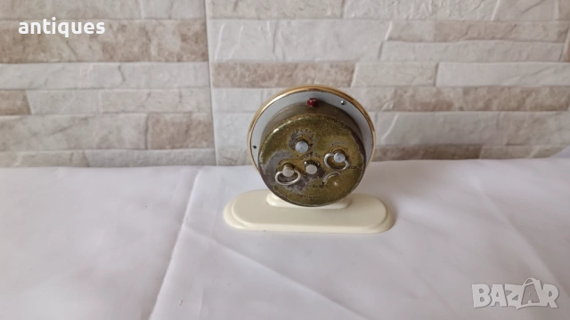 Стар часовник / будилник - Дружба - Сделано в СССР - 1970г., снимка 4 - Антикварни и старинни предмети - 53955420