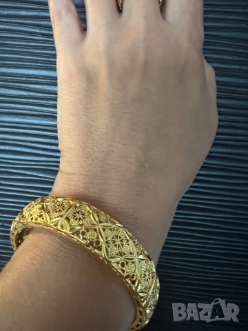 Позлатена дубайска  гривна , снимка 2 - Гривни - 53936757