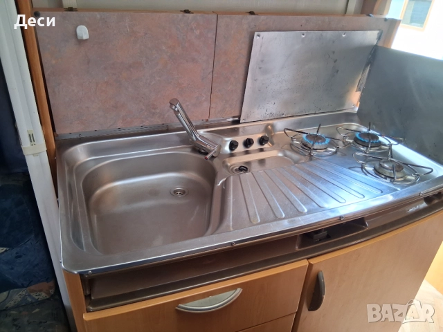 Каравана LMC, снимка 9 - Каравани и кемпери - 52596467