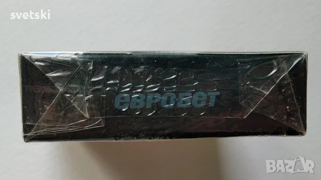 Два комплекта карти за игра - все още запечатани., снимка 4 - Карти за игра - 47875003