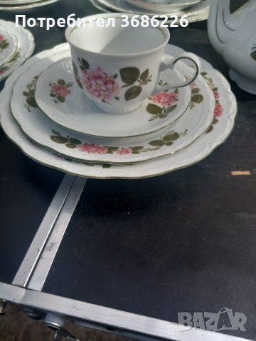 порцеланов комплект за кафе и чаи, снимка 6 - Сервизи - 42758503