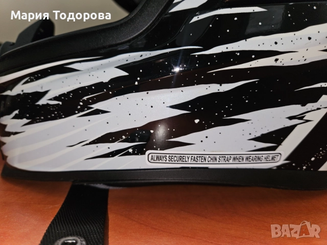 Каска ICON Airflite Moto, размер S, снимка 3 - Аксесоари и консумативи - 52141619