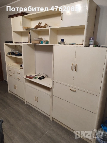 Холна секция, бяло-кремава, златни дръжки, бук, снимка 5 - Секции и витрини - 53905971