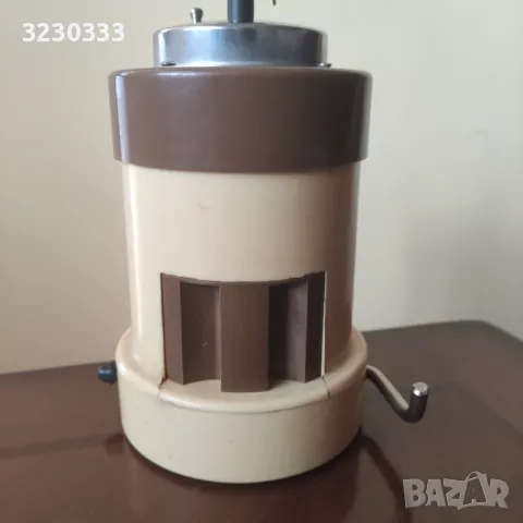 Кафемелачка стара от соца, снимка 7 - Аксесоари за кухня - 48819742