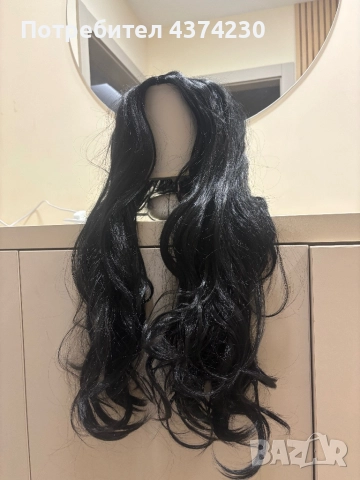 Черна нова перука, снимка 2 - Аксесоари за коса - 52810112