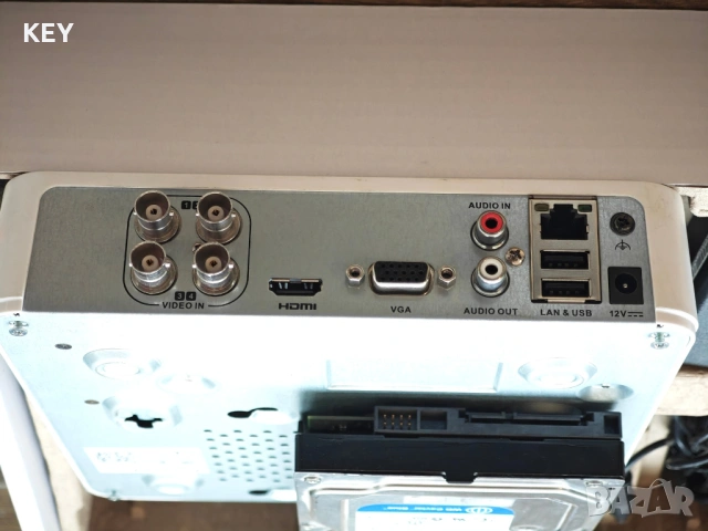 DVR Hikvision 4 канала 320gb HDD 1080p DS-7104HGHI-SH , снимка 2 - Комплекти за видеонаблюдение - 53120867