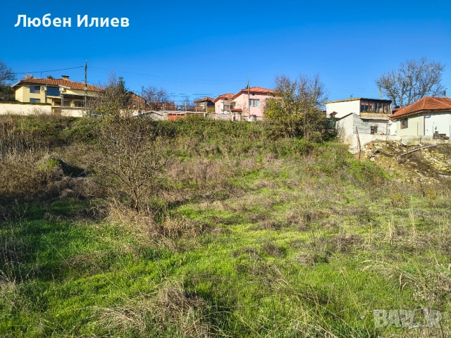 Панорамен парцел 1115 м2 в гр. Русе, кв. Долапите с разрешение за строеж., снимка 3 - Парцели - 52527886