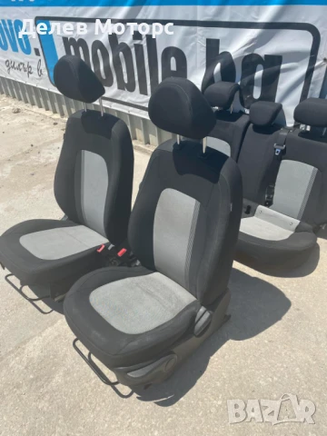 Седалки салон за Hyundai I10 1.0 MPI, 67 кс., 5 ск., двигател G3LD, 2023, Хюндай И10, 1.0 МПИ, 67 кс, снимка 2 - Части - 50934990