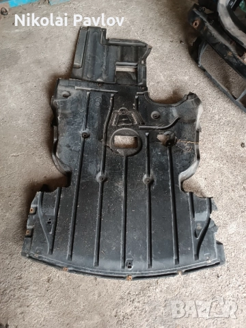 Кора под двигател и скоростна кутия за БМВ Е 91 , снимка 2 - Части - 51897229