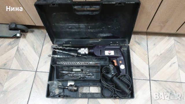 Ударна бормашина-перфоратор с куфар окомплектован с бургии