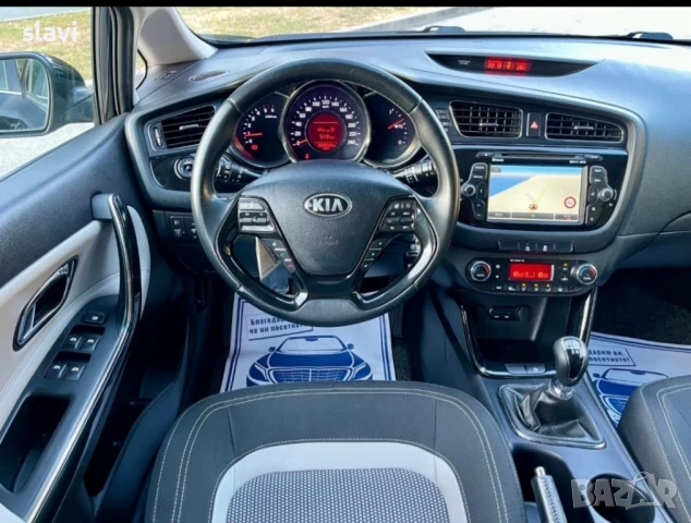 Kia Cee'd 1.6 CRDi 110к.с , снимка 12 - Автомобили и джипове - 51273590