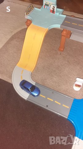 Писта с коли, снимка 6 - Коли, камиони, мотори, писти - 40388618