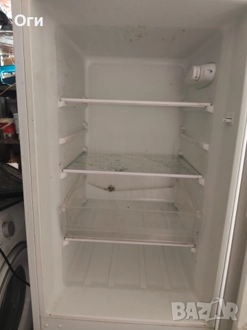 продавам хладилник с фризер, снимка 3 - Хладилници - 53929012