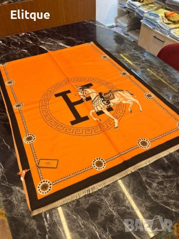шалове %100 Кашмир Размер 1.90x65 Louis Vuitton hermes Balenciaga , снимка 9 - Шалове - 52907797