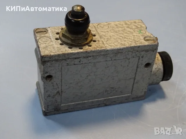 краен изключвател ROBOTRON DDR BF1.D1/1 limit switch 220V 10A, снимка 3 - Резервни части за машини - 55948840