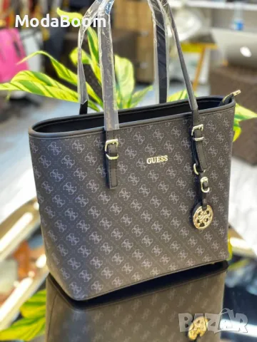Guess дамски чанти Различни цветове , снимка 7 - Чанти - 48854390