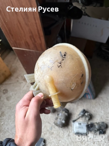 казанче за антифриз / разширителен съд за VW Sharan 2.8i 204кс VR6 2002г - цена 20 лв или  10,23 евр, снимка 2 - Части - 52693722