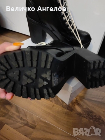 Продавам боти на висок ток H&M, снимка 3 - Дамски боти - 52432111