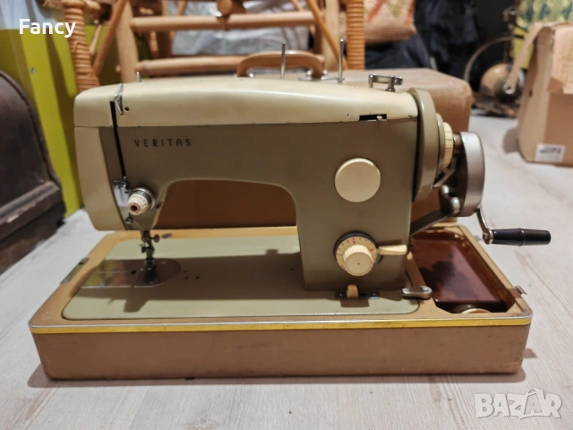 Шевна машина Veritas, снимка 2 - Шевни машини - 53120176