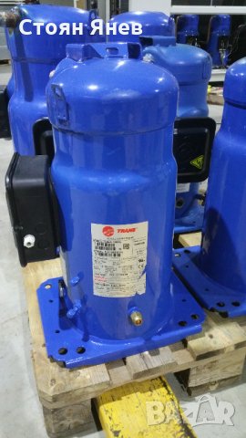 Хладилен компресор , снимка 2 - Други машини и части - 32078908