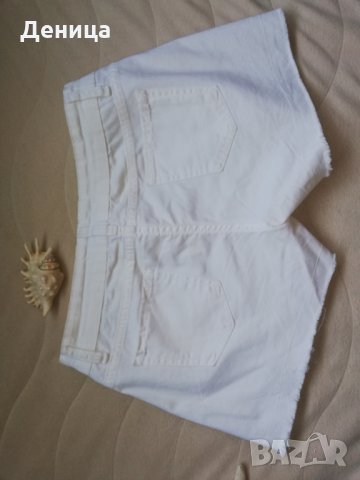 Бели къси панталони, снимка 2 - Къси панталони и бермуди - 29283373